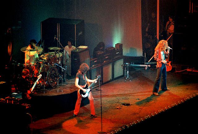 640px-LedZeppelinChicago75_2.jpg