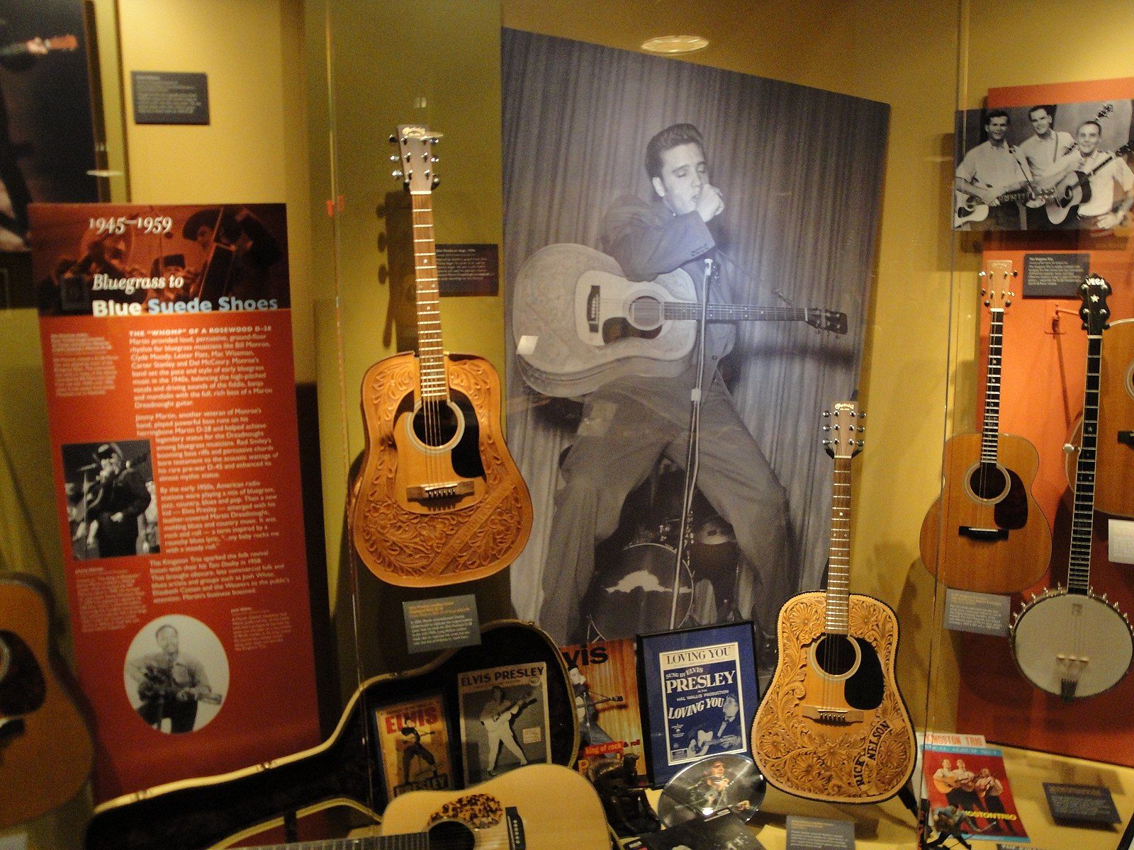 C.F.Martin_Tour-18.jpg