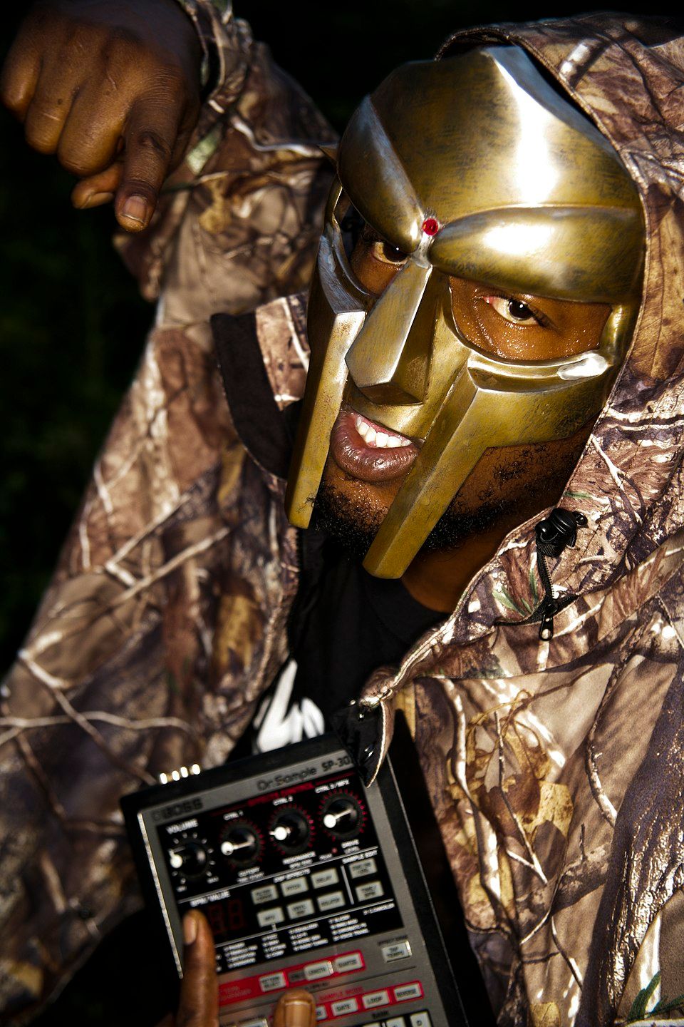 MF_Doom_The_Arches_3.jpg